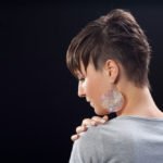 Kurze Haarschnitt mit Sidecut