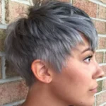 Zeitlose Eleganz: 25 schicke Kurzhaarfrisuren, die Ihren 40er-Jahre-Look aufwerten