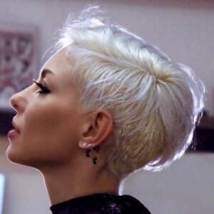 10x süße kurze Pixie Frisuren