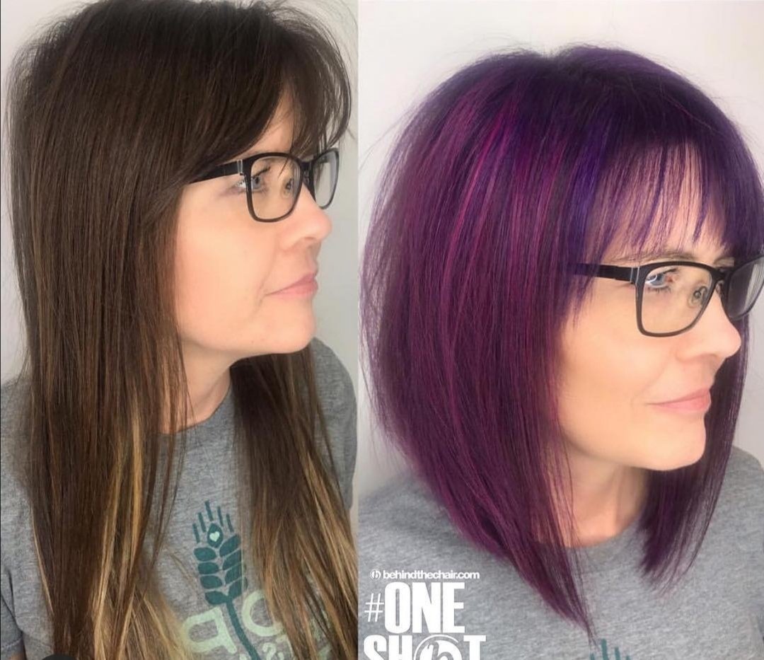 Kurzes gewelltes Haar frisuren mit lila Balayage