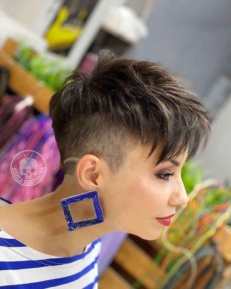 10 Sommer-Kurzhaarfrisuren, die du diesen Sommer unbedingt ausprobieren solltest!