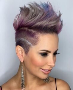 OMG! Wie wäre es, wenn du mal diese Haarfrisur und Haarfarbe ausprobierst?