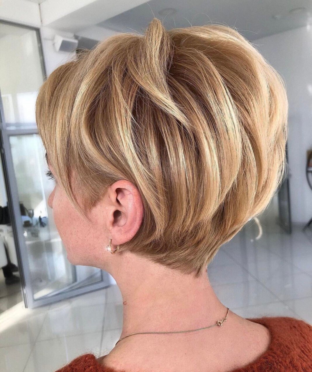 Schicke und einfache Kurzhaarfrisuren