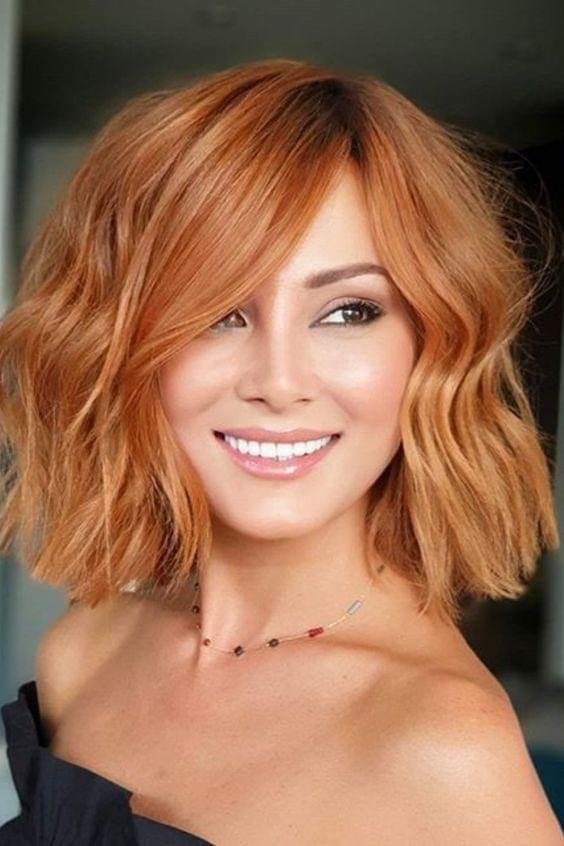 Frisch und modern: Kurze gestufte Bob Frisuren