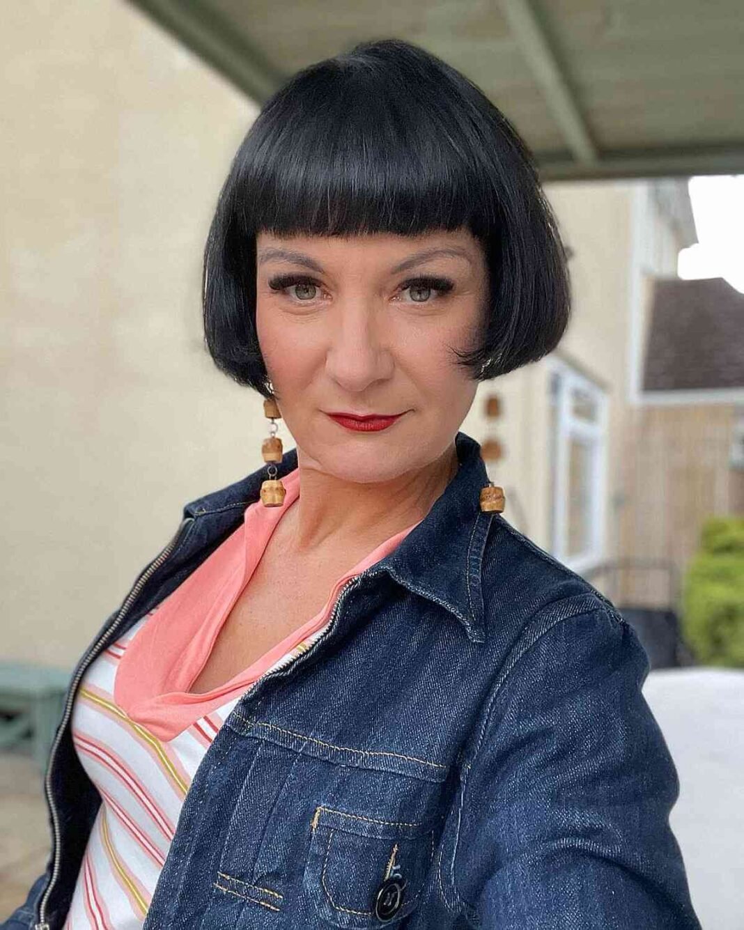 20 atemberaubende kurze Bob-Haarschnitte für Frauen 2025