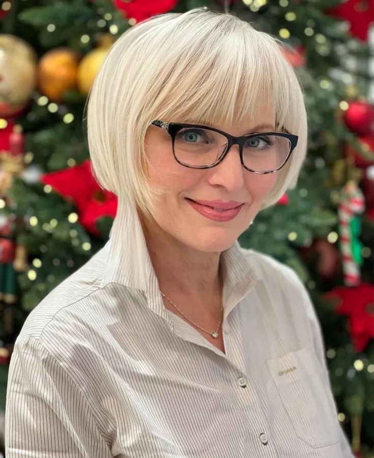 Kinnlanger Bob mit Seitenscheitel